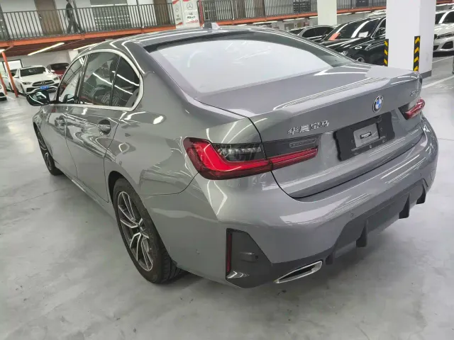 BMW 3 Series — Фото автомобиля 9