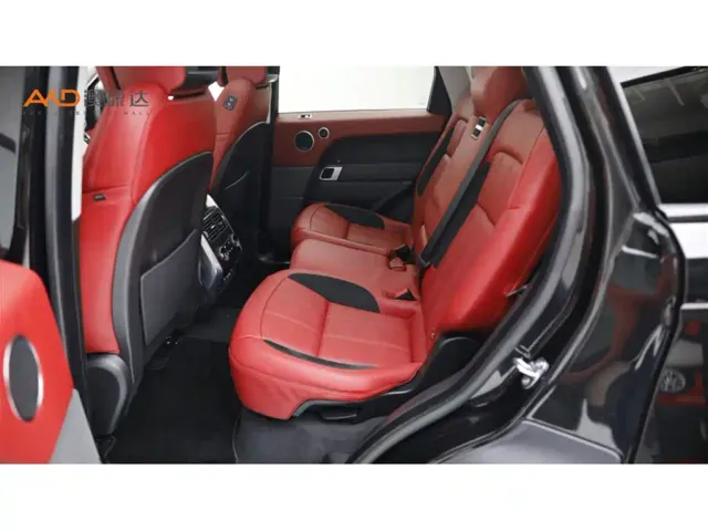 Land Rover Range Rover Sport — Фото автомобиля 7