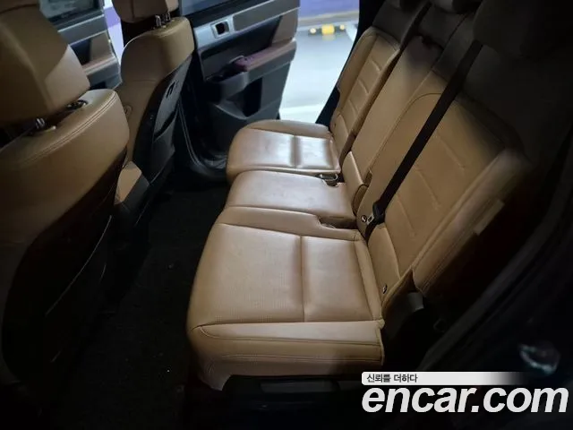 Hyundai Santa Fe MX5 — Фото автомобиля 9
