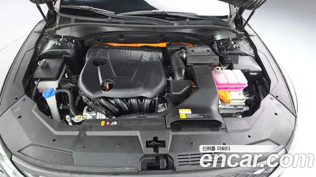 Hyundai Grandeur (New) Hybrid — Фото автомобиля 9