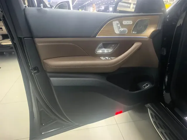 Mercedes-Benz GLS-Class — Фото автомобиля 4
