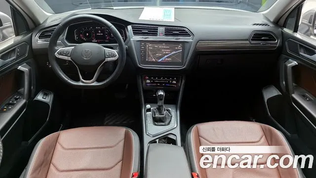 Volkswagen Tiguan — Фото автомобиля 7