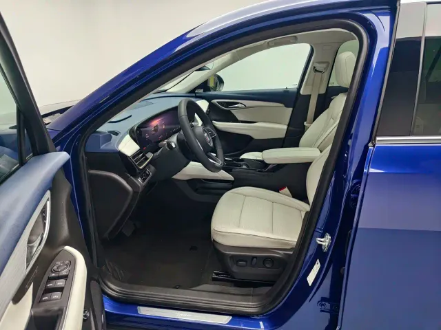 Buick Envision Plus — Фото автомобиля 10