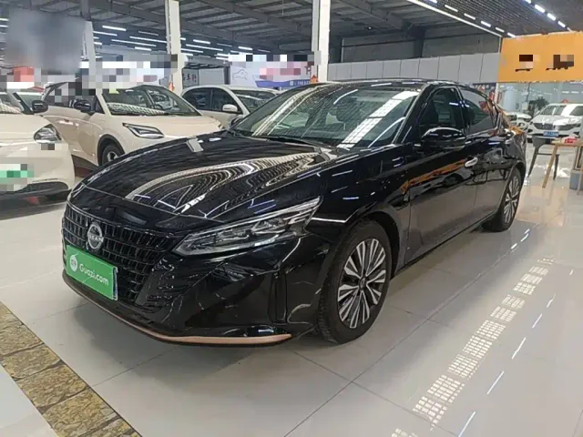 Фотография автомобиля — Nissan Teana