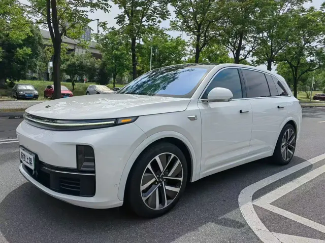 Фотография автомобиля — Li Auto L7
