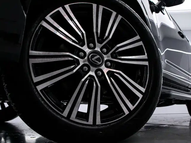 Lexus LX — Фото автомобиля 20