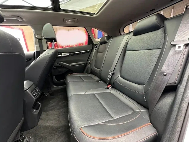 Kia Seltos — Фото автомобиля 12