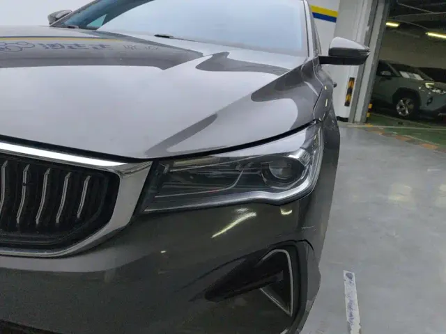 Geely Emgrand — Фото автомобиля 5