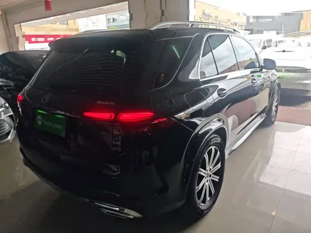 Mercedes-Benz GLE-Class — Фото автомобиля 4