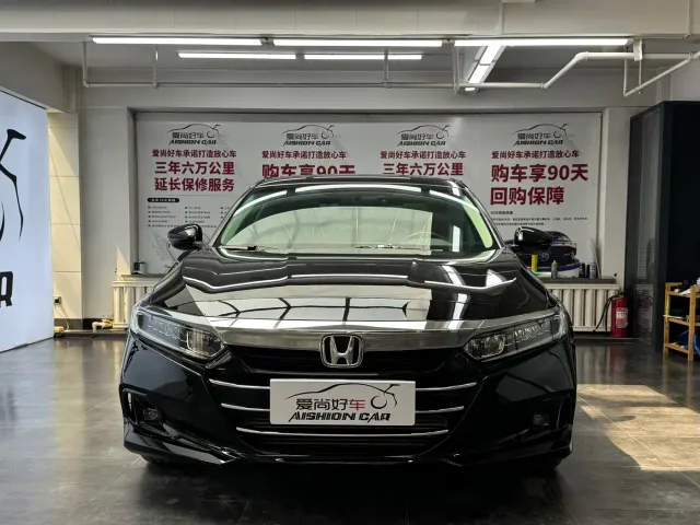 Honda Accord — Фото автомобиля 2