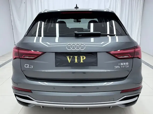 Audi Q3 — Фото автомобиля 5