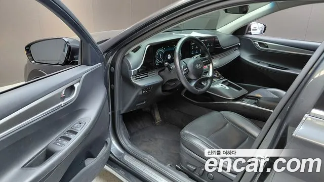 Hyundai Grandeur Premium — Фото автомобиля 10