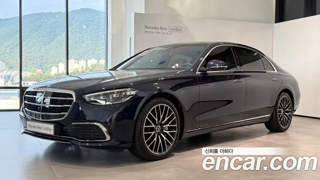 Фотография автомобиля — Mercedes-Benz S-Class