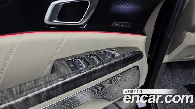 Kia Canival Carnival 4 поколение Бензин 4 места Hi-Limousine — Фото автомобиля 30