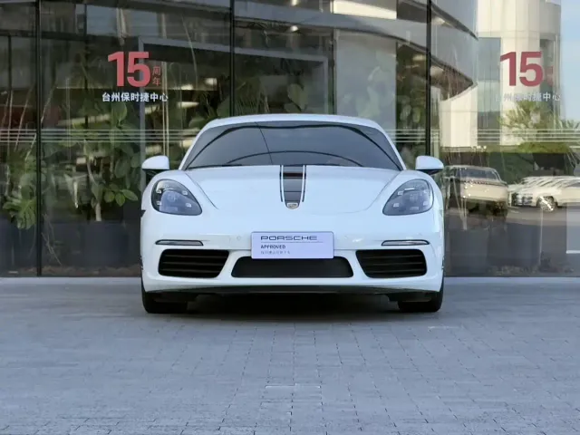 Porsche 718 — Фото автомобиля 3
