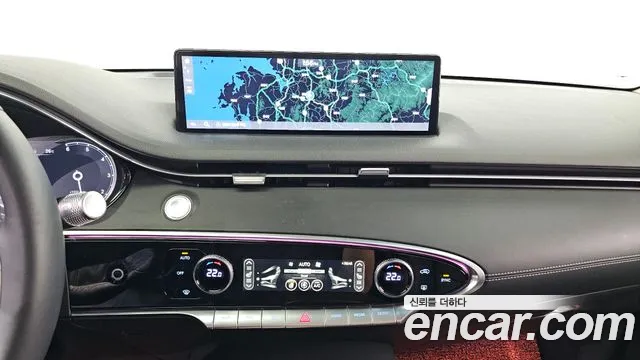 Genesis GV70 — Фото автомобиля 16