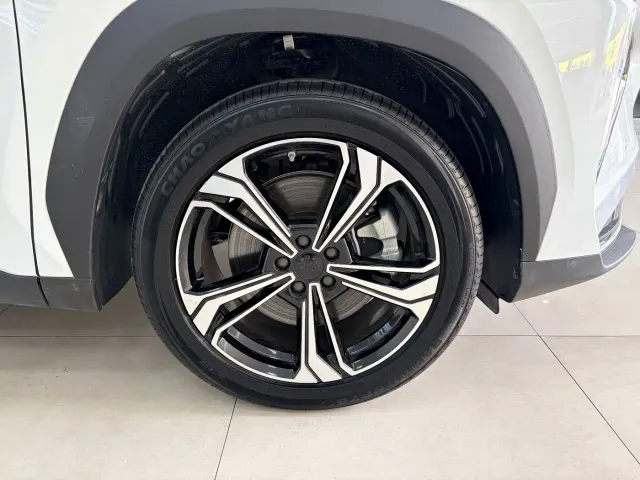 Geely Galaxy L7 — Фото автомобиля 11