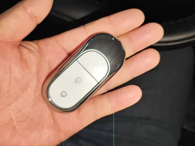 Leapmotor C10 — Фото автомобиля 8