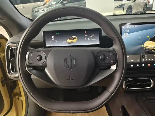 Leapmotor Lafa 5 — Фото автомобиля 8
