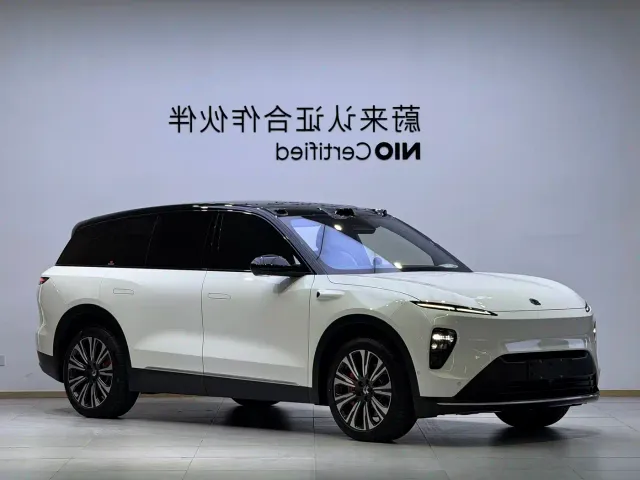 Nio ES8 — Фото автомобиля 3