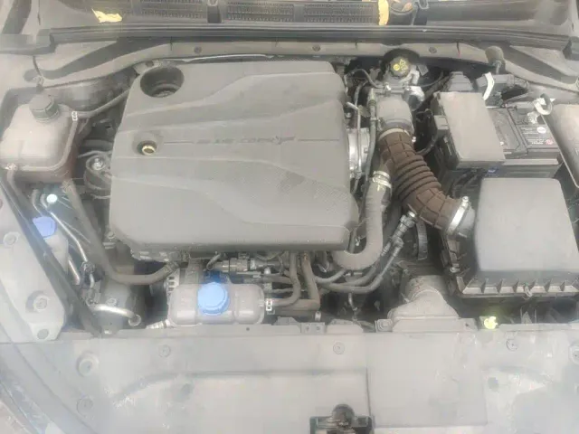 Changan Eado — Фото автомобиля 16