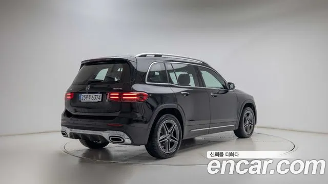 Mercedes-Benz GLB-Class — Фото автомобиля 2
