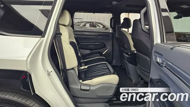 Kia EV9 — Фото автомобиля 17