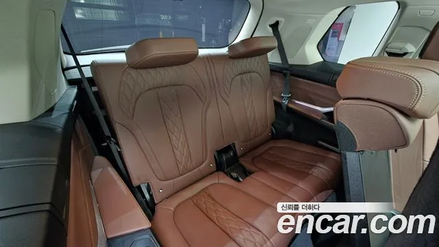 BMW X7 — Фото автомобиля 21