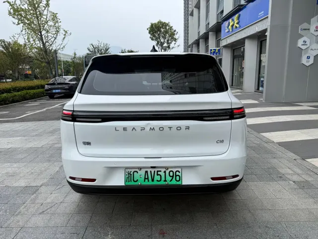 Leapmotor Leapmotor C10 2024 530 Comfort Edition — Фото автомобиля 15