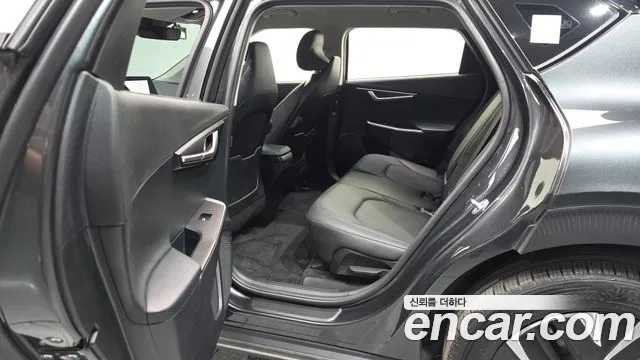 Kia EV6 — Фото автомобиля 16