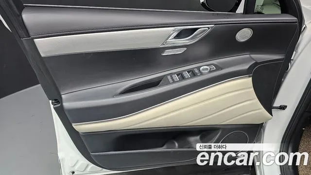 Genesis GV80 — Фото автомобиля 13