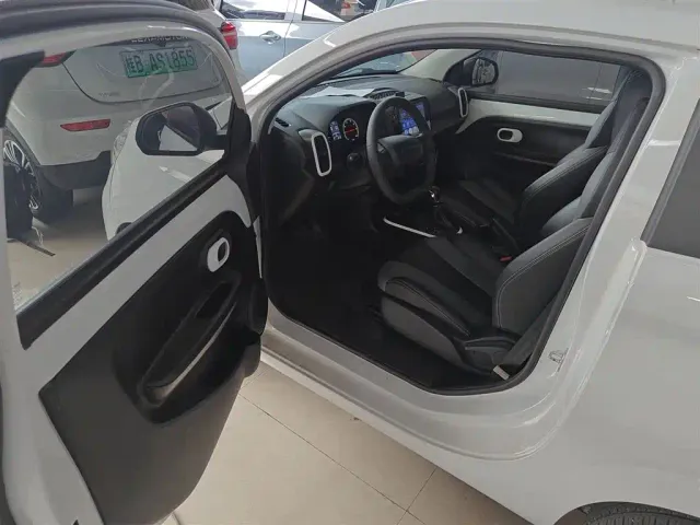 Roewe Clever — Фото автомобиля 15
