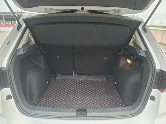 Volkswagen Tharu — Фото автомобиля 21
