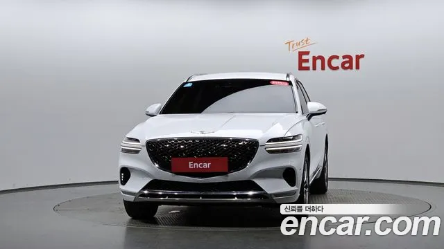 Genesis GV70 — Фото автомобиля 3