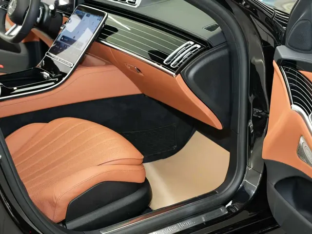 Mercedes-Benz S-Class — Фото автомобиля 15