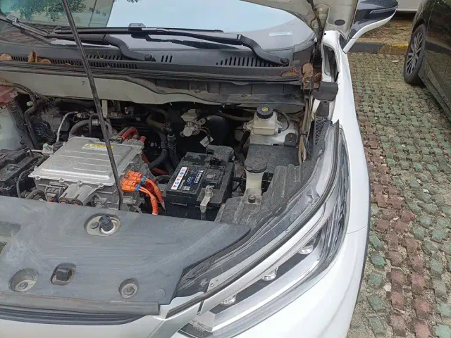 BYD Yuan Pro — Фото автомобиля 19