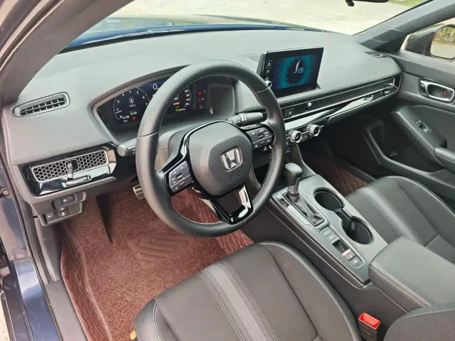 Honda Civic — Фото автомобиля 14