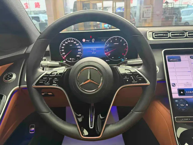 Mercedes-Benz S-Class — Фото автомобиля 10