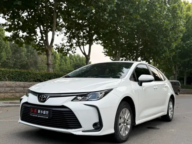 Фотография автомобиля — Toyota Corolla
