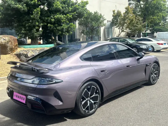 Xiaomi SU7 — Фото автомобиля 20