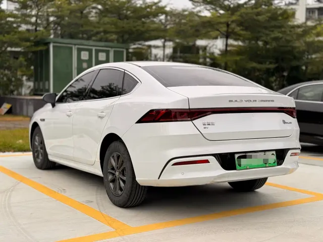 BYD Qin PLUS — Фото автомобиля 21