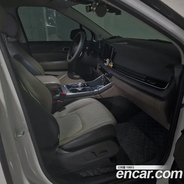 Kia Carnival 4th Gen — Фото автомобиля 15