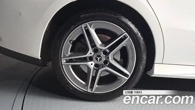 Mercedes-Benz CLA-Class — Фото автомобиля 5