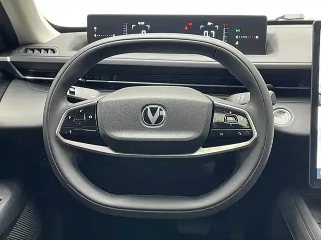 Changan Lamore — Фото автомобиля 6