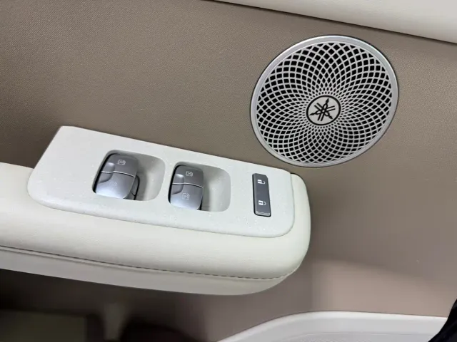 Toyota BoZhi 3X — Фото автомобиля 16