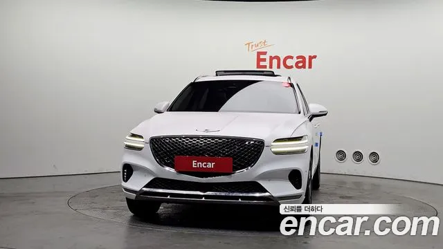 Genesis GV70 2.5T Бензин AWD — Фото автомобиля 3