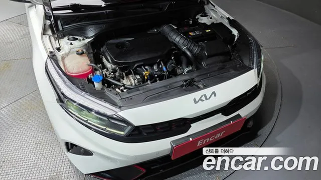 Kia K3 Новый K3 2 поколение 1.6 Turbo GT 5 дверей — Фото автомобиля 6