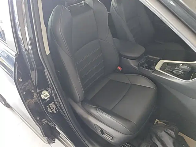 Toyota Wildlander — Фото автомобиля 24
