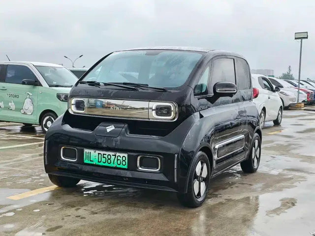 Фотография автомобиля — Baojun KiWi EV