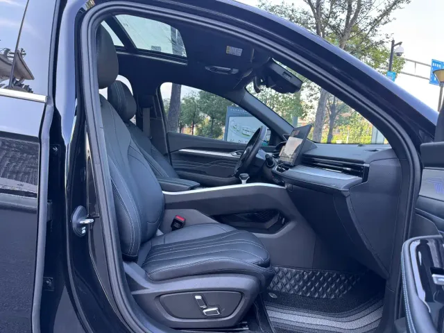 Geely Xingrui — Фото автомобиля 8